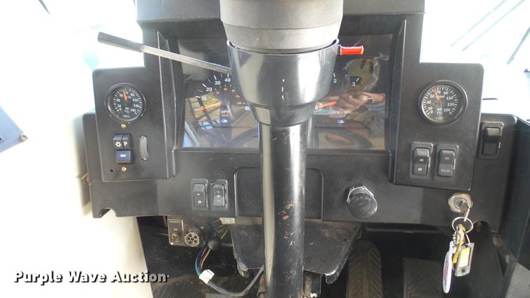 image for item DC1846 1999 Blue Bird TC2000 school bus