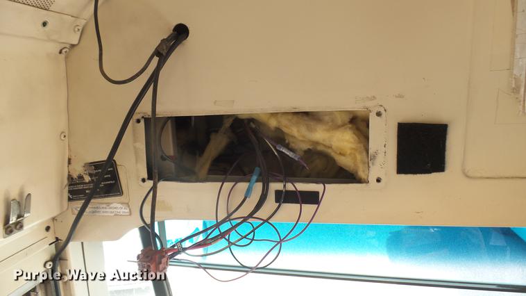 image for item DC1846 1999 Blue Bird TC2000 school bus