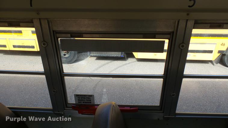 image for item DC1846 1999 Blue Bird TC2000 school bus