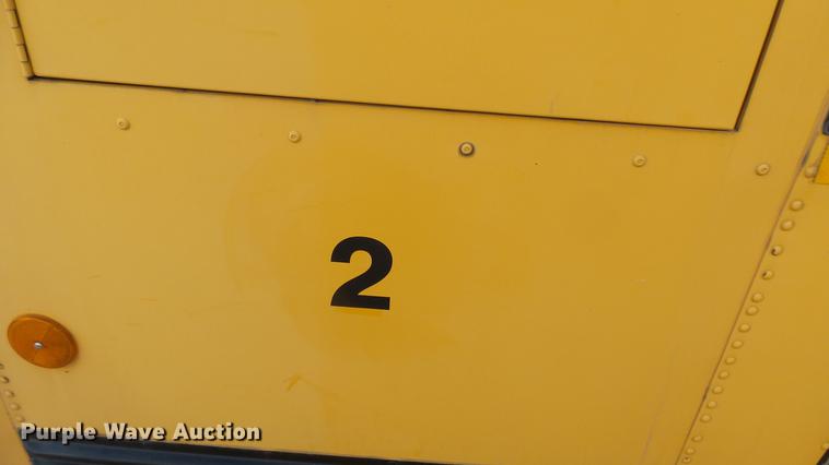 image for item DC1846 1999 Blue Bird TC2000 school bus