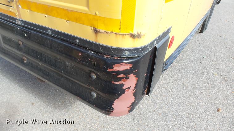 image for item DC1846 1999 Blue Bird TC2000 school bus