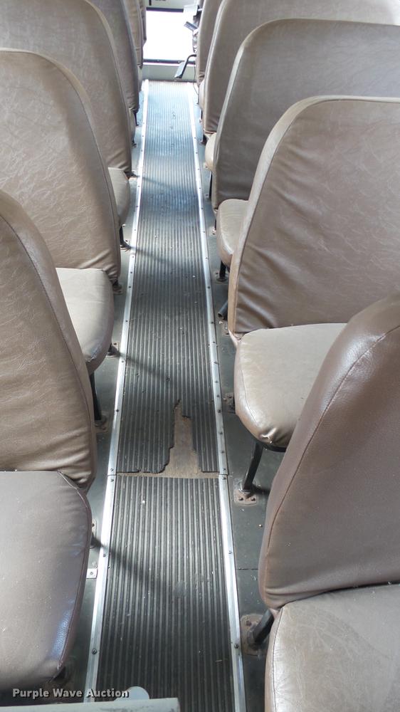 image for item DC1847 2000 Blue Bird TC2000 school bus