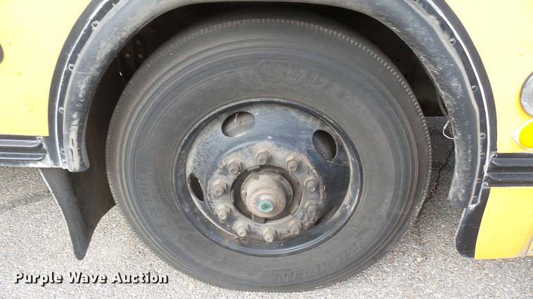 image for item DC1847 2000 Blue Bird TC2000 school bus