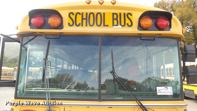 image for item DC1847 2000 Blue Bird TC2000 school bus