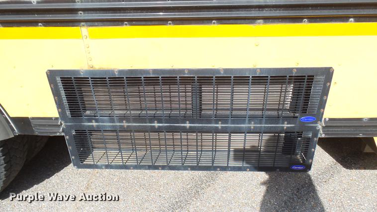 image for item DC1848 1998 Blue Bird TC2000 school bus