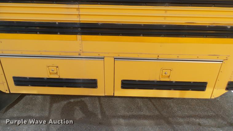 image for item DC1848 1998 Blue Bird TC2000 school bus