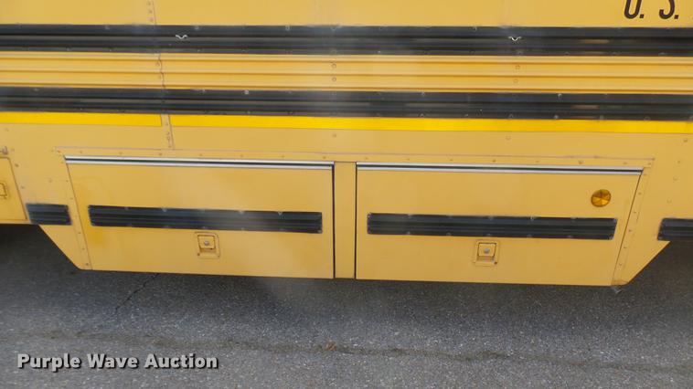 image for item DC1848 1998 Blue Bird TC2000 school bus