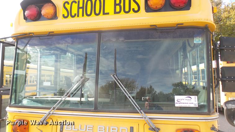 image for item DC1848 1998 Blue Bird TC2000 school bus