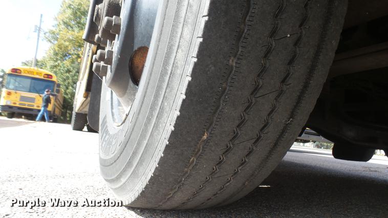 image for item DC1848 1998 Blue Bird TC2000 school bus