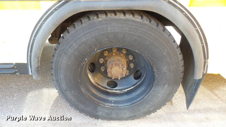 image for item DC1848 1998 Blue Bird TC2000 school bus