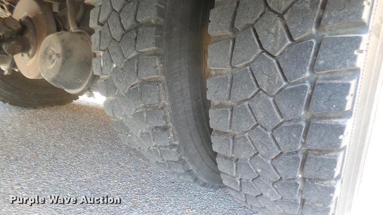 image for item DC1848 1998 Blue Bird TC2000 school bus