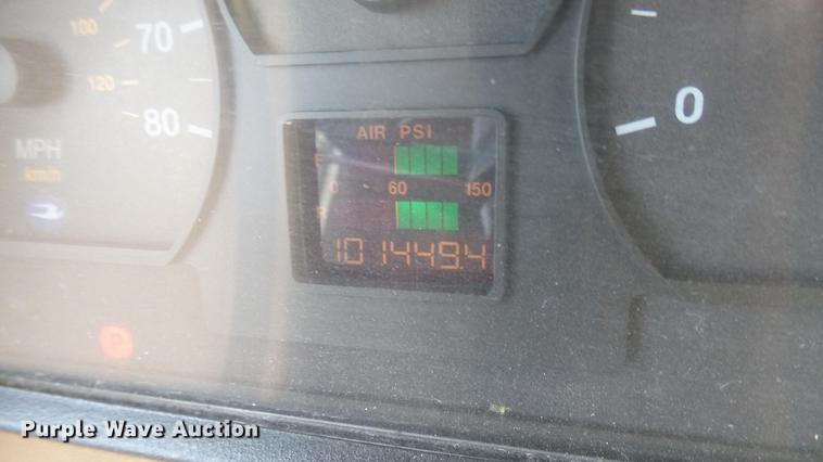 image for item DC1849 1999 Blue Bird TC2000 school bus