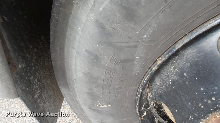 image for item DC1849 1999 Blue Bird TC2000 school bus