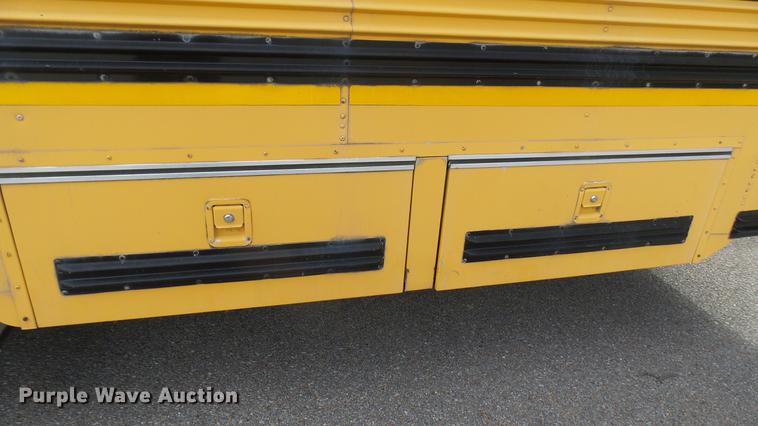 image for item DC1849 1999 Blue Bird TC2000 school bus