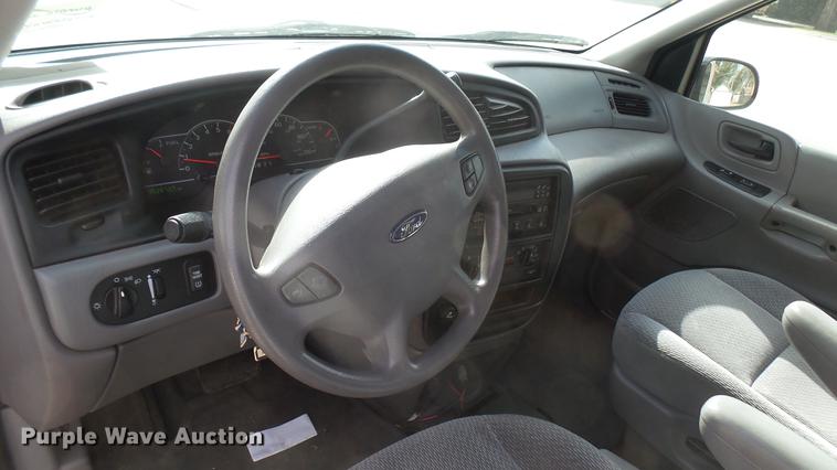 image for item DC1850 2001 Ford Windstar van
