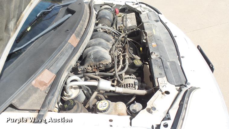 image for item DC1850 2001 Ford Windstar van