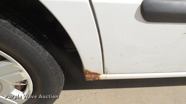 image for item DC1851 2002 Ford Windstar van