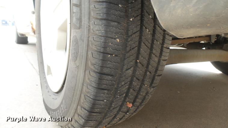 image for item DC1851 2002 Ford Windstar van