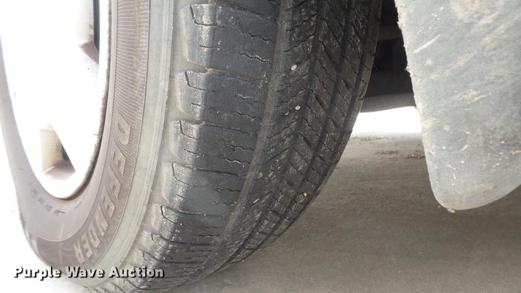 image for item DC1851 2002 Ford Windstar van