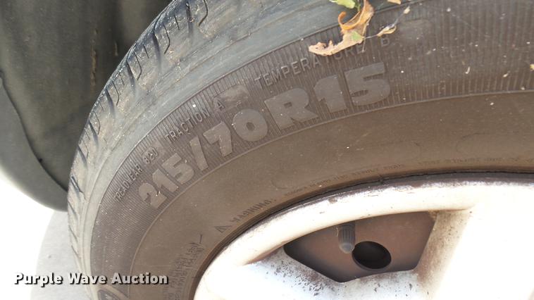 image for item DC1851 2002 Ford Windstar van