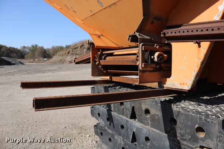 image for item DC3721 Henderson Chief FSHSSM7/9 stainless steel spreader