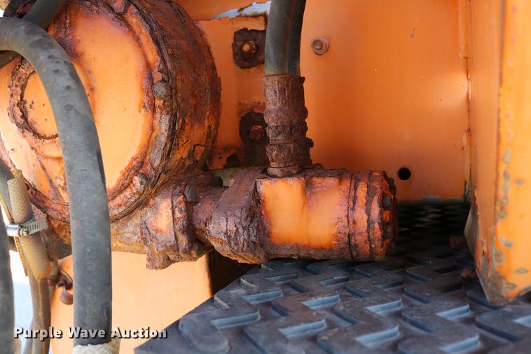 image for item DC3721 Henderson Chief FSHSSM7/9 stainless steel spreader