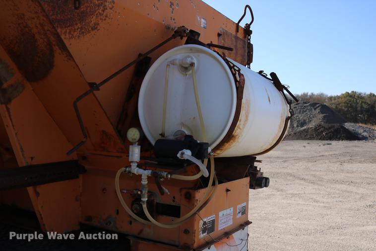 image for item DC3721 Henderson Chief FSHSSM7/9 stainless steel spreader