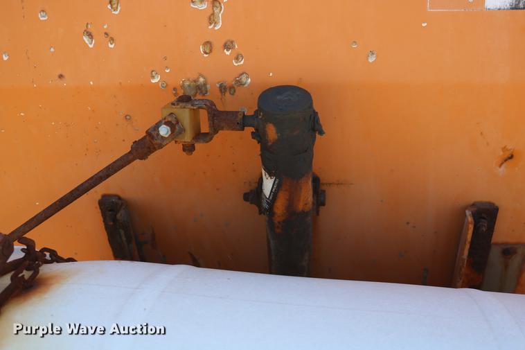 image for item DC3721 Henderson Chief FSHSSM7/9 stainless steel spreader