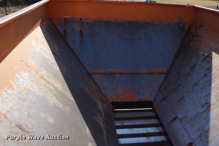 image for item DC3721 Henderson Chief FSHSSM7/9 stainless steel spreader