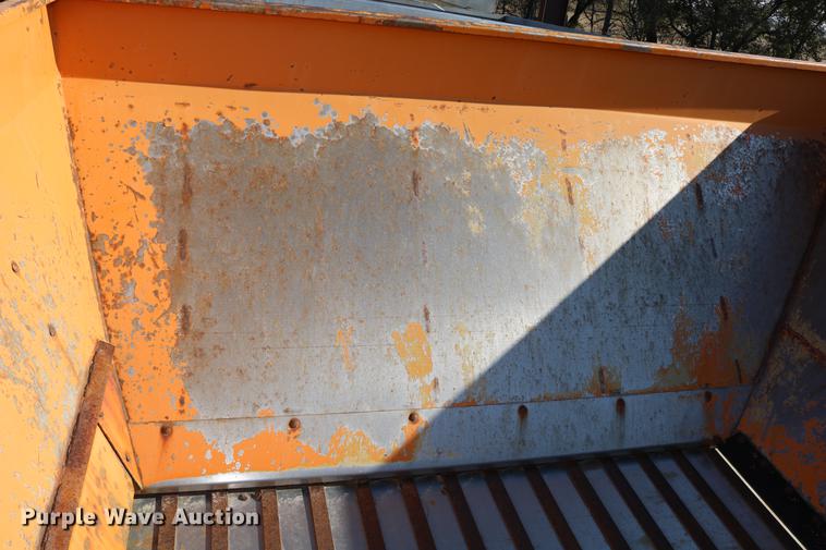 image for item DC3721 Henderson Chief FSHSSM7/9 stainless steel spreader