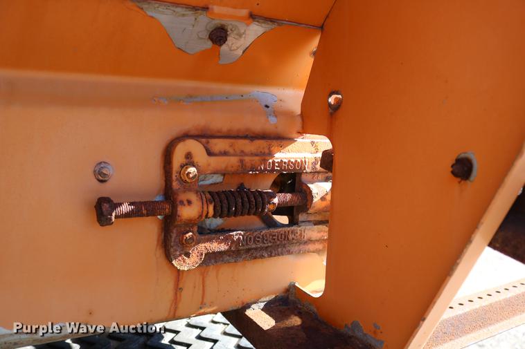 image for item DC3721 Henderson Chief FSHSSM7/9 stainless steel spreader