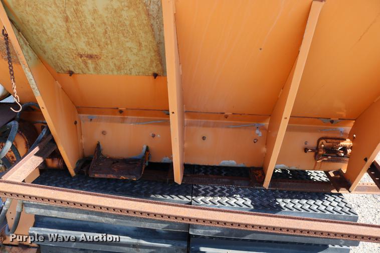 image for item DC3721 Henderson Chief FSHSSM7/9 stainless steel spreader