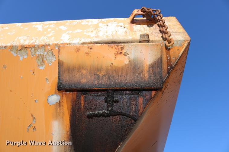 image for item DC3721 Henderson Chief FSHSSM7/9 stainless steel spreader