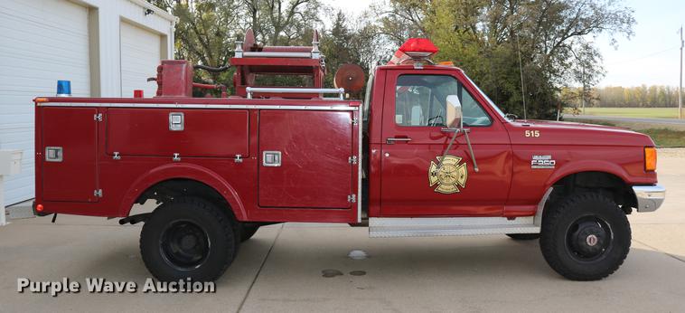 image for item DC3747 1990 Ford F350 fire truck