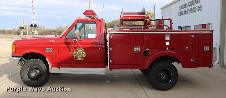 image for item DC3747 1990 Ford F350 fire truck