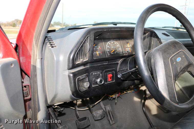 image for item DC3747 1990 Ford F350 fire truck