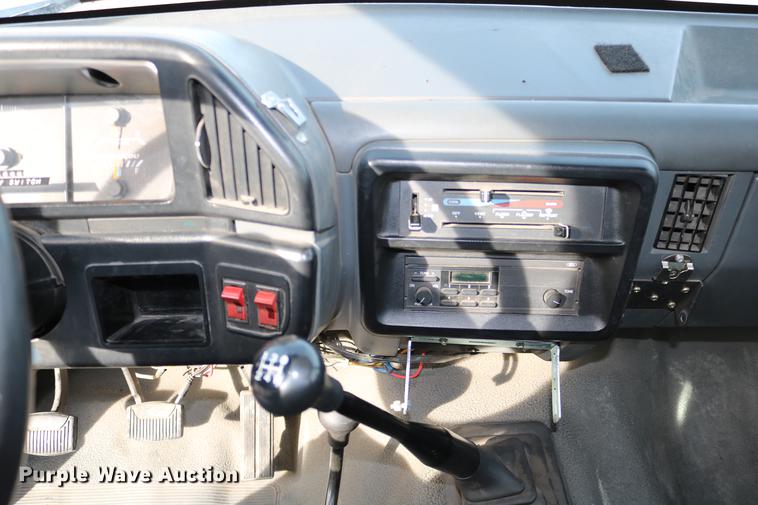 image for item DC3747 1990 Ford F350 fire truck