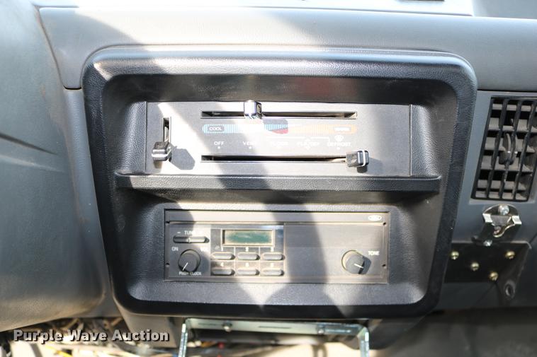 image for item DC3747 1990 Ford F350 fire truck