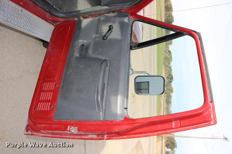 image for item DC3747 1990 Ford F350 fire truck