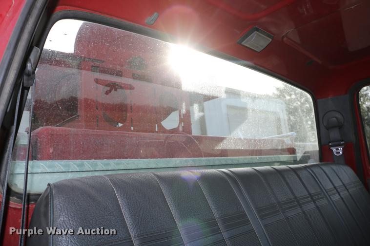 image for item DC3747 1990 Ford F350 fire truck