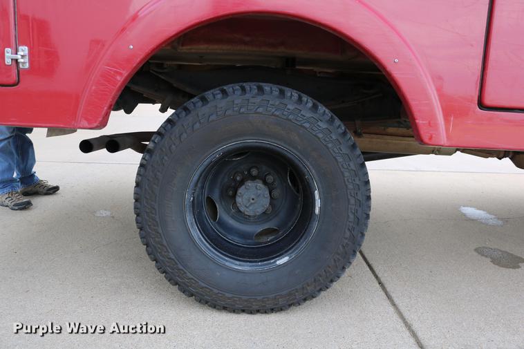 image for item DC3747 1990 Ford F350 fire truck