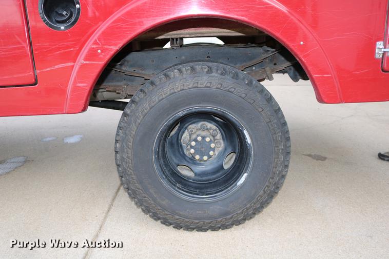 image for item DC3747 1990 Ford F350 fire truck