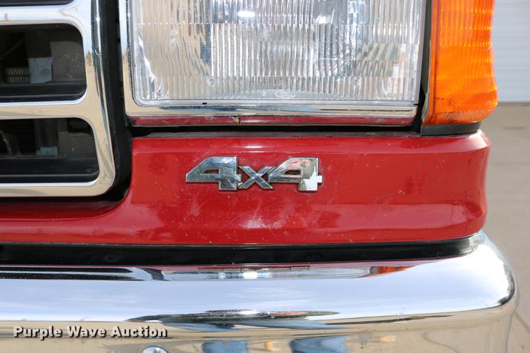 image for item DC3747 1990 Ford F350 fire truck