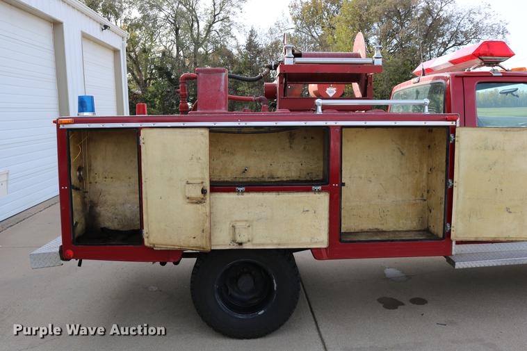 image for item DC3747 1990 Ford F350 fire truck