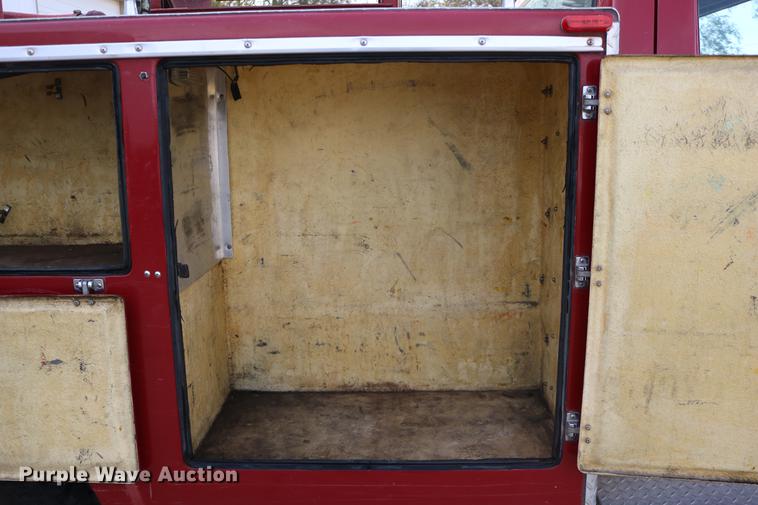 image for item DC3747 1990 Ford F350 fire truck