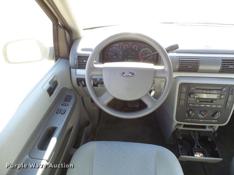 image for item DC3758 2005 Ford Freestar van