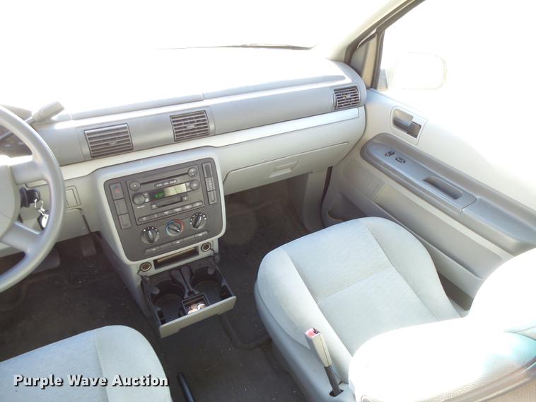 image for item DC3758 2005 Ford Freestar van