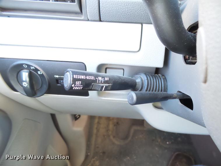 image for item DC3758 2005 Ford Freestar van