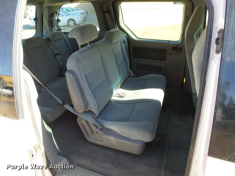 image for item DC3758 2005 Ford Freestar van