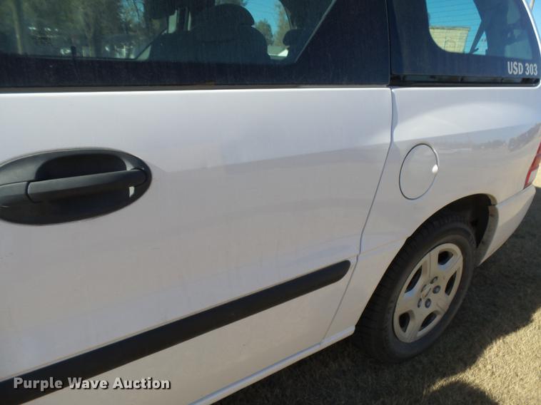 image for item DC3758 2005 Ford Freestar van